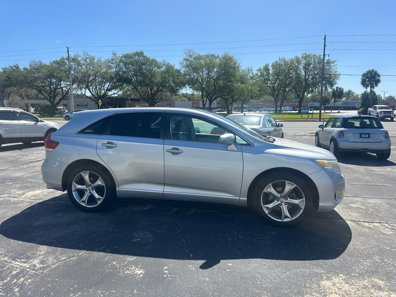 Toyota Venza 4dr Wgn V6 AWD XLE (Natl) 2014