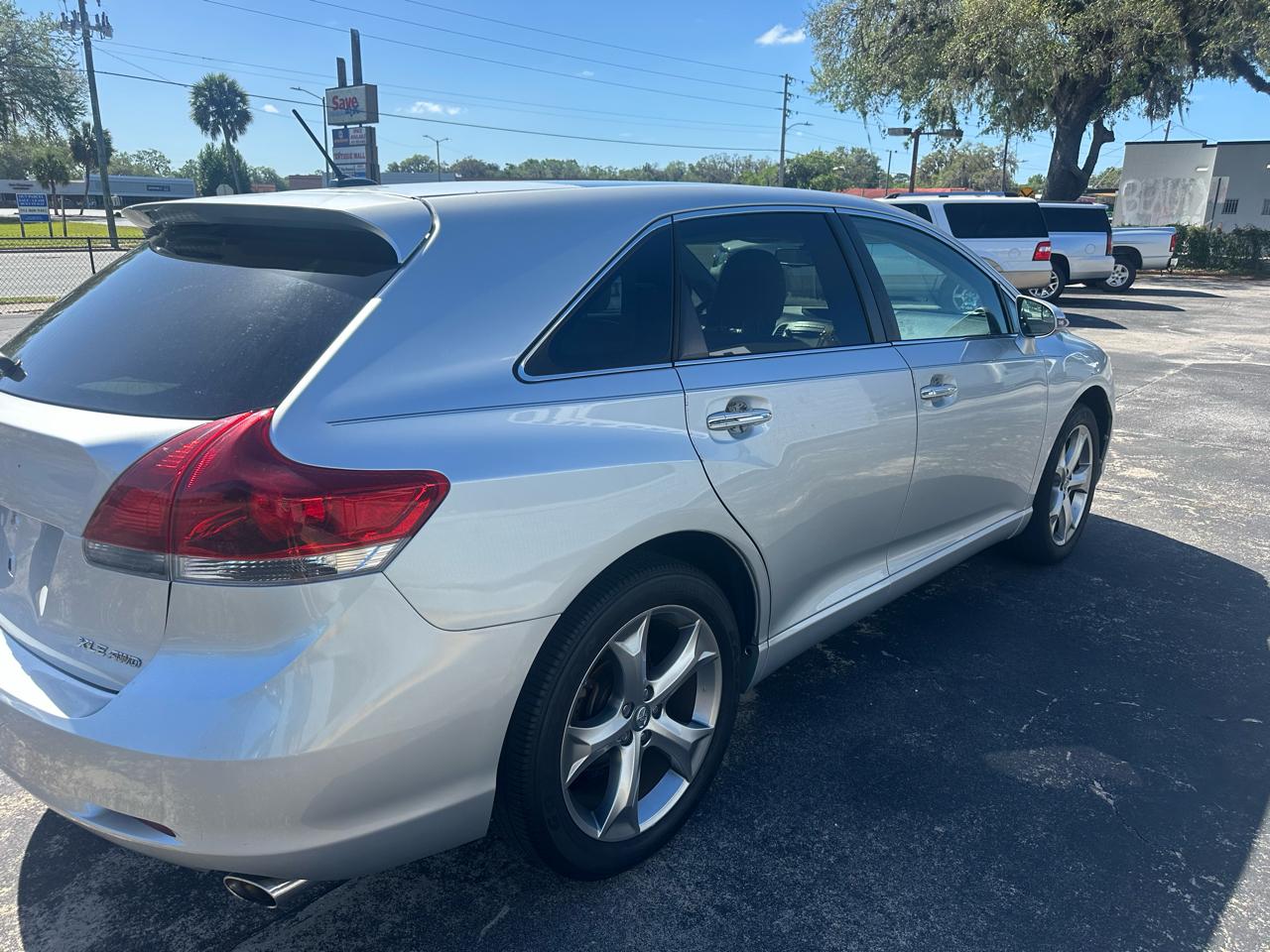 Toyota Venza 4dr Wgn V6 AWD XLE (Natl) 2014