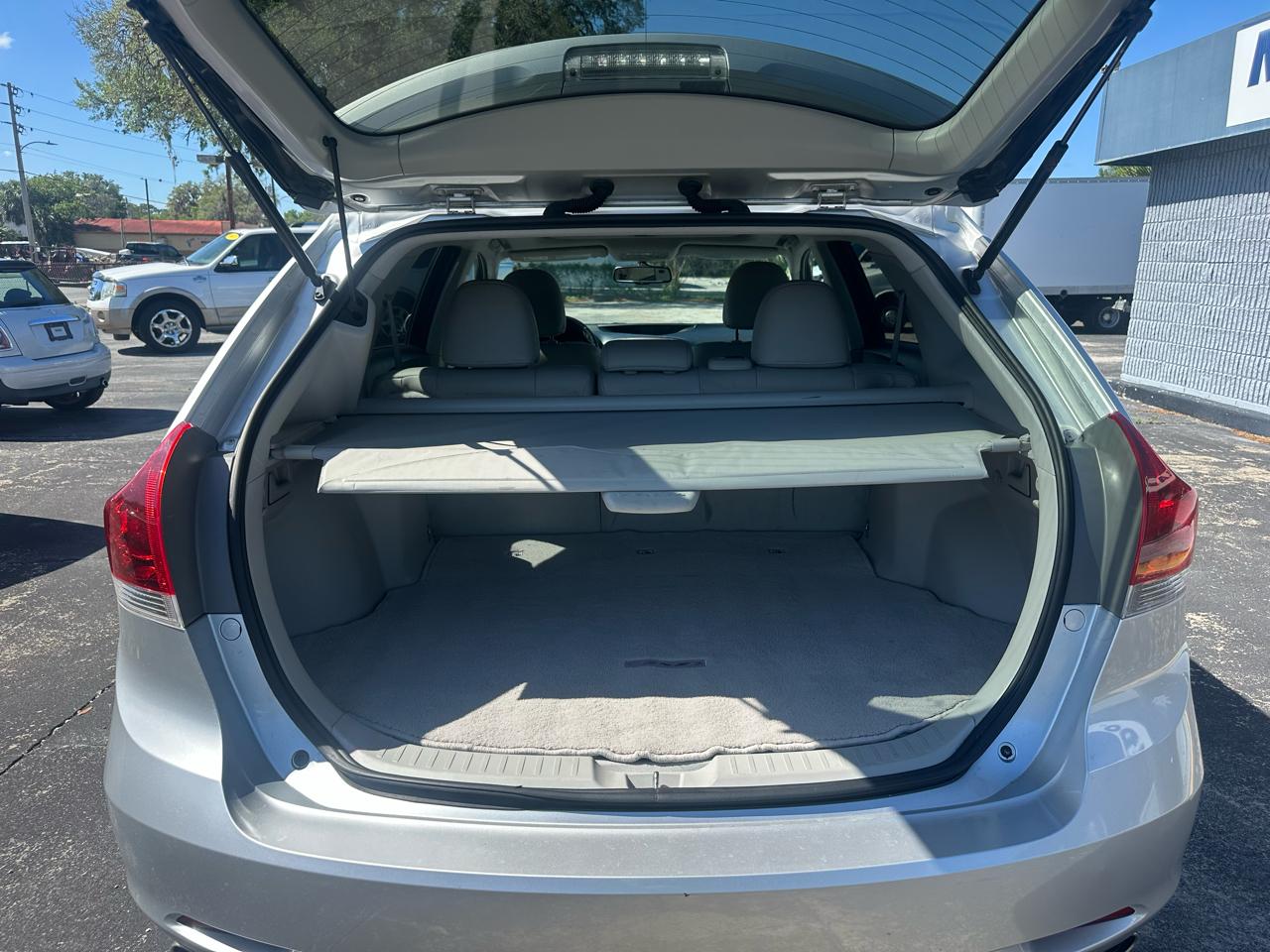 Toyota Venza 4dr Wgn V6 AWD XLE (Natl) 2014