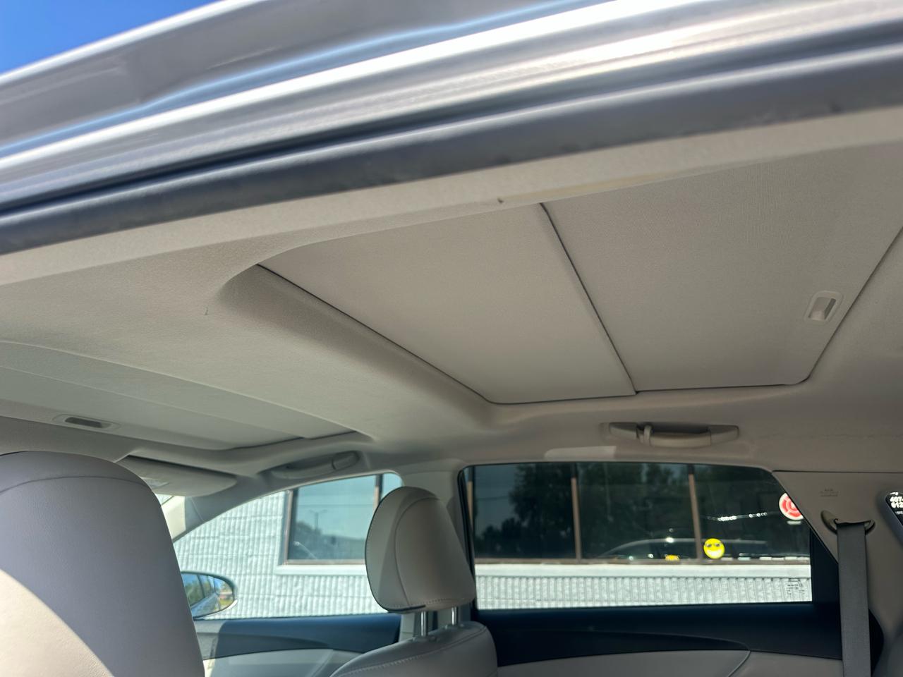 Toyota Venza 4dr Wgn V6 AWD XLE (Natl) 2014