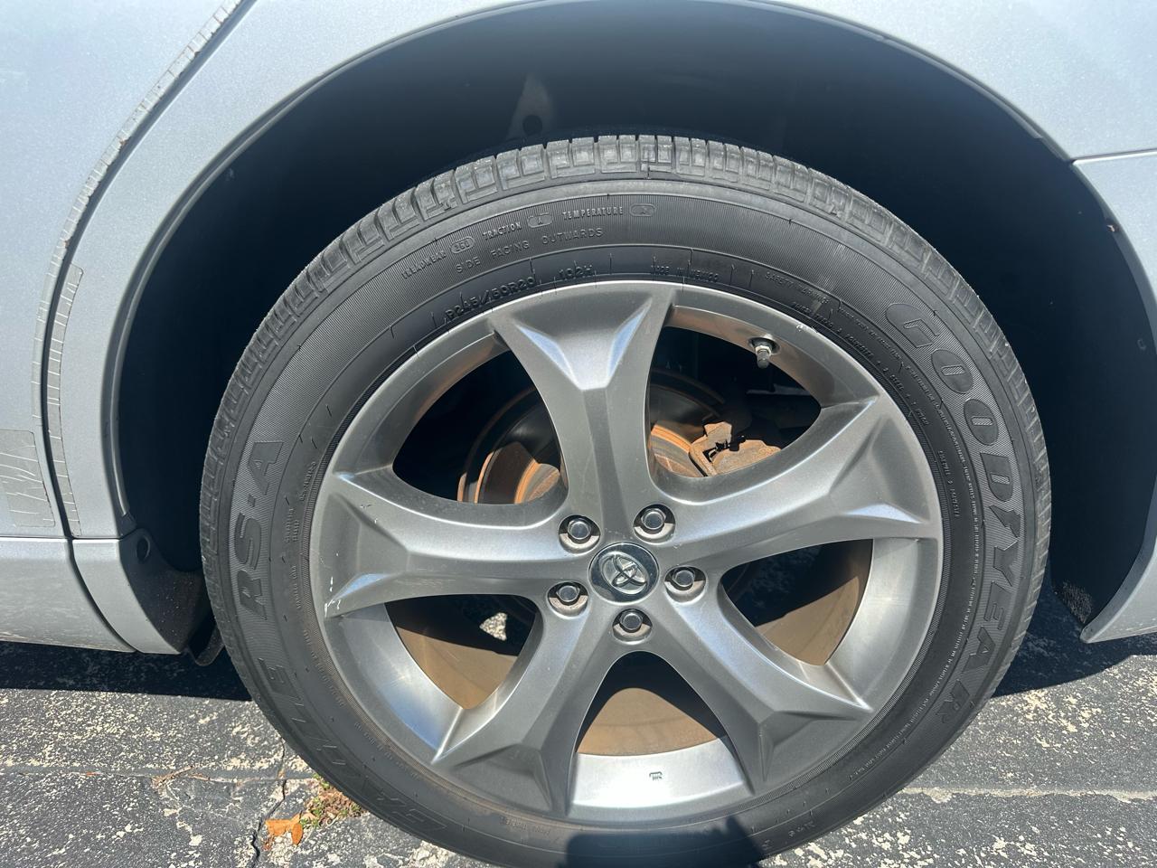 Toyota Venza 4dr Wgn V6 AWD XLE (Natl) 2014