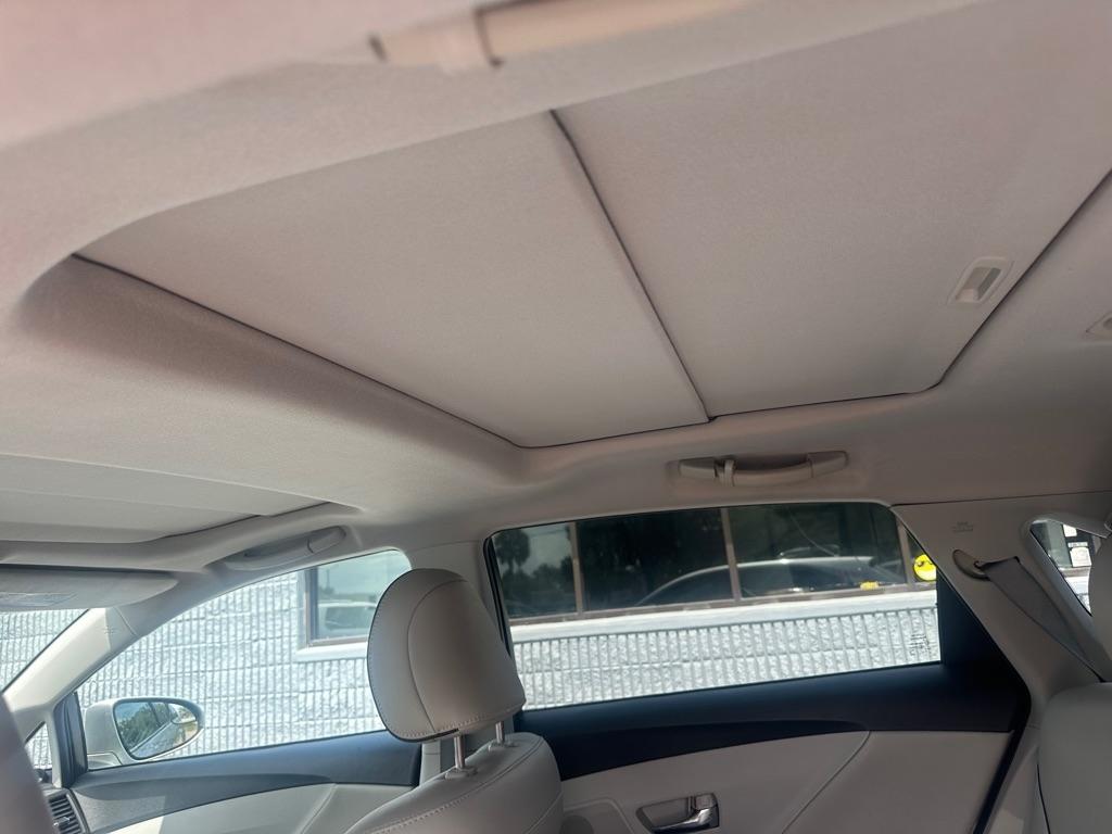 Toyota Venza 4dr Wgn V6 AWD XLE (Natl) 2014