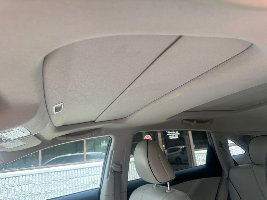 Toyota Venza 4dr Wgn V6 AWD XLE (Natl) 2014