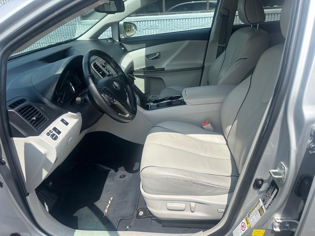 Toyota Venza 4dr Wgn V6 AWD XLE (Natl) 2014