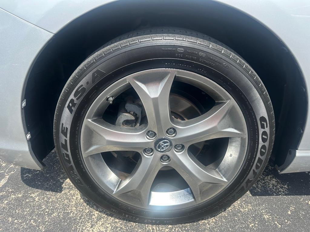 Toyota Venza 4dr Wgn V6 AWD XLE (Natl) 2014