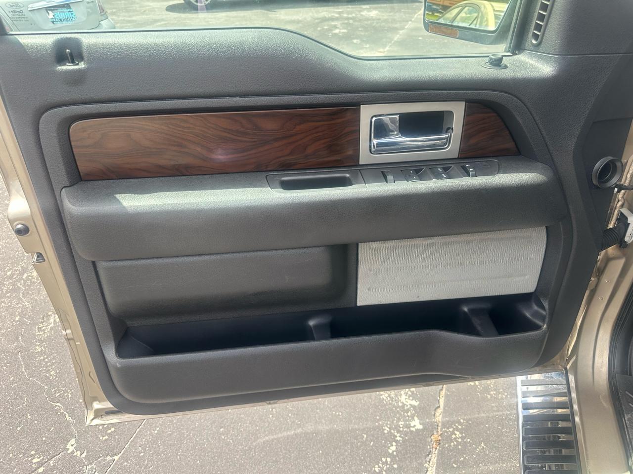 Ford F150 Lariat Supercab 4WD 2012