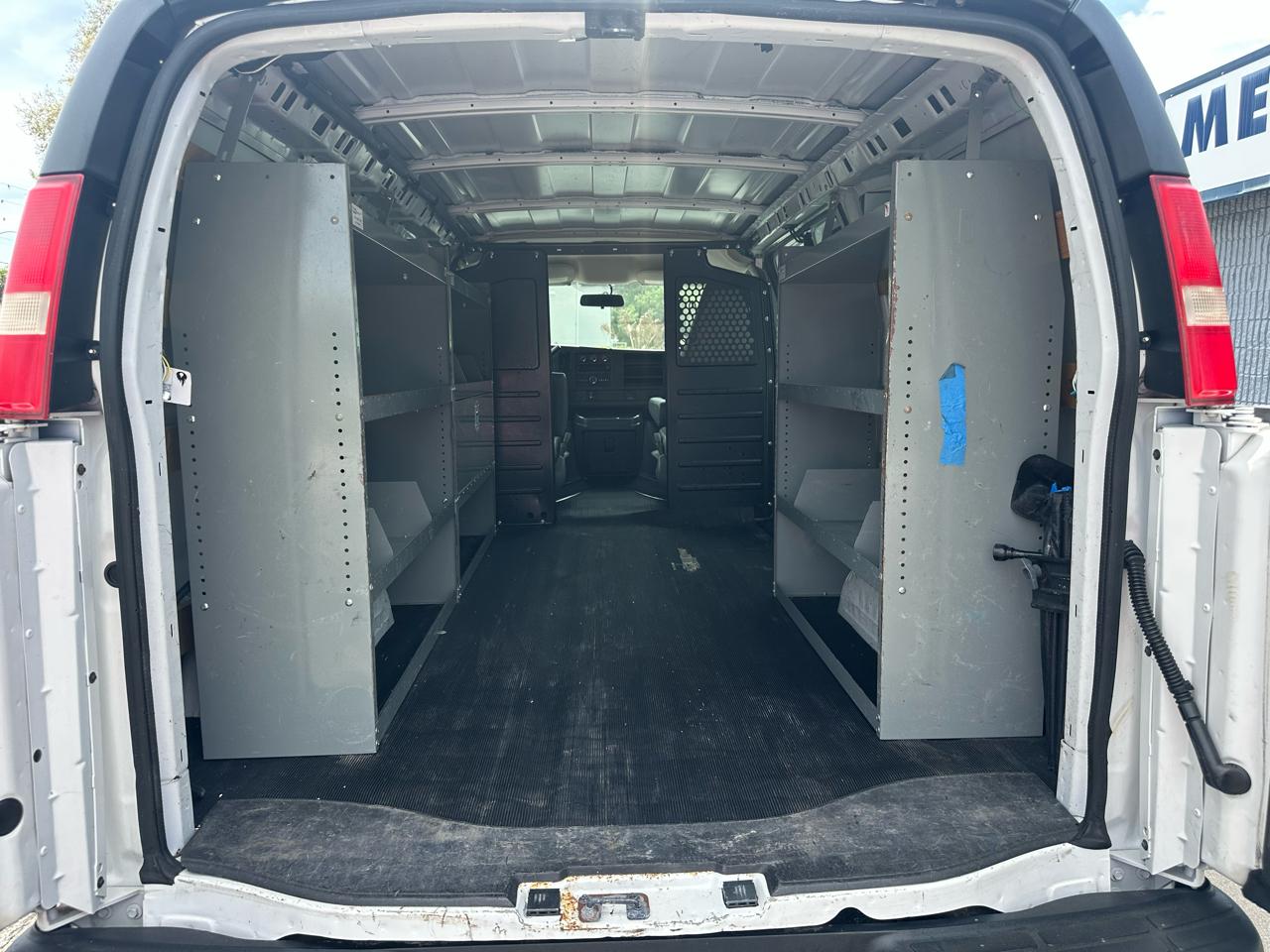 Chevrolet Express Cargo Van 2500 135" WB RWD 2018