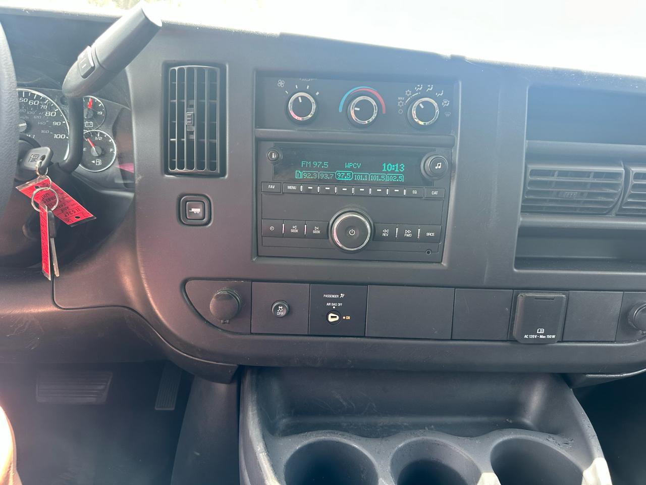 Chevrolet Express Cargo Van 2500 135" WB RWD 2018