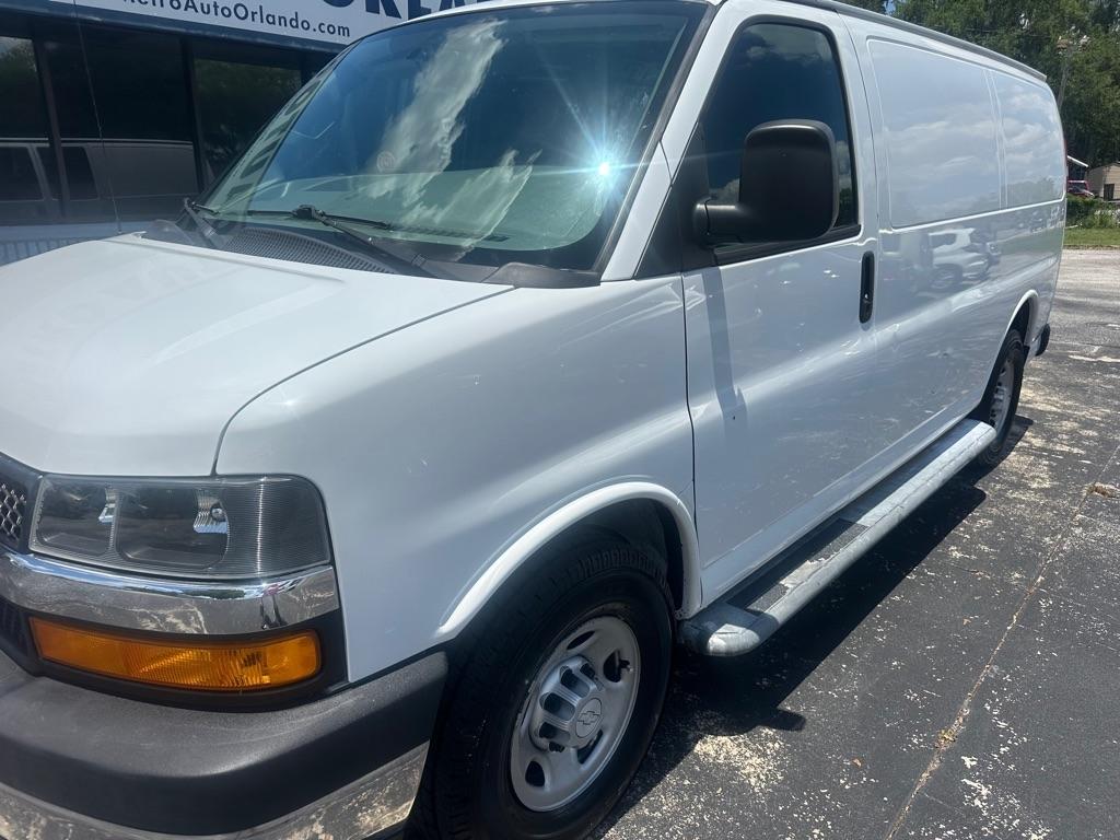 Chevrolet Express Cargo Van 2500 135" WB RWD 2018