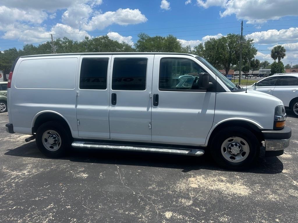 Chevrolet Express Cargo Van 2500 135" WB RWD 2018