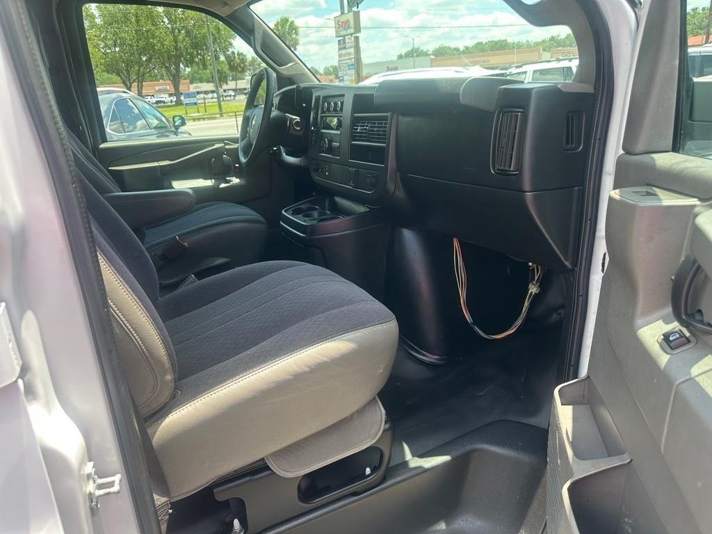Chevrolet Express Cargo Van 2500 135" WB RWD 2018