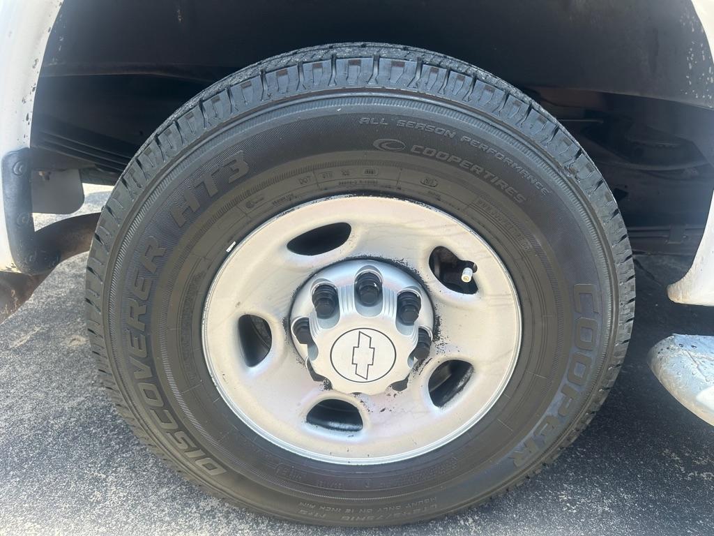 Chevrolet Express Cargo Van 2500 135" WB RWD 2018