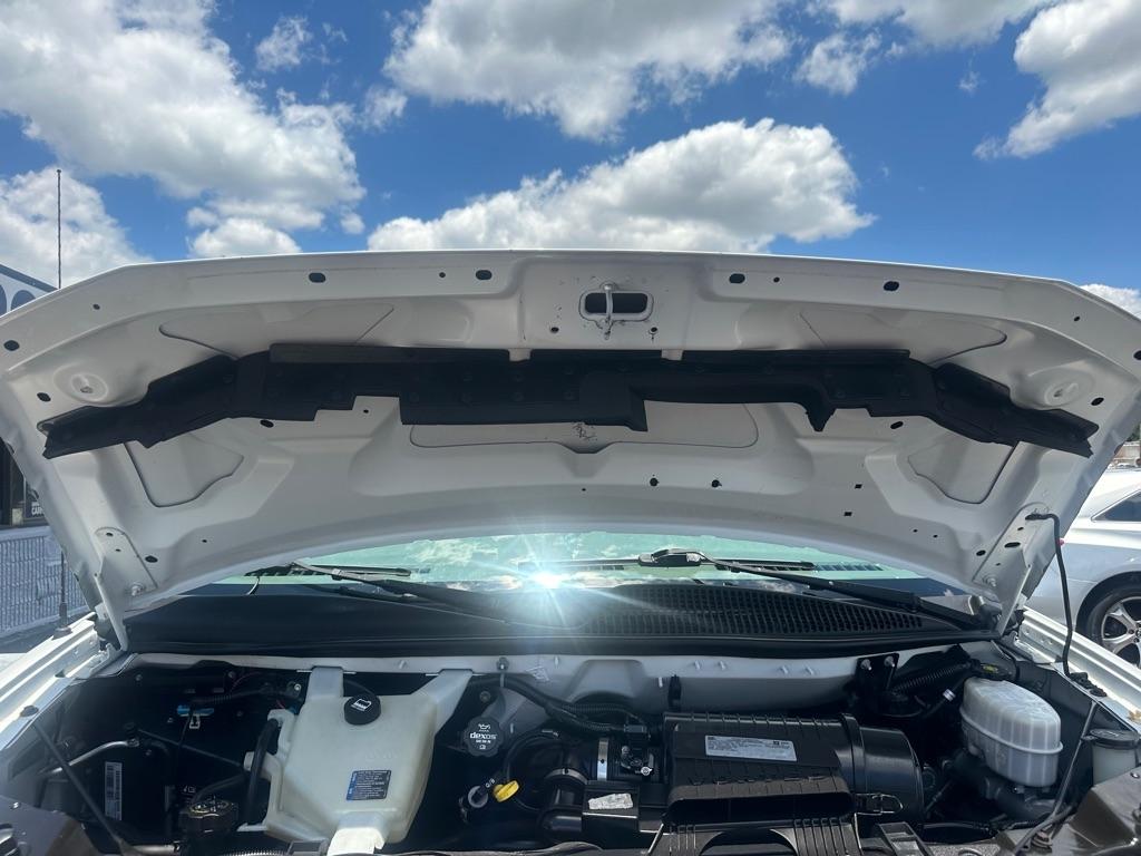 Chevrolet Express Cargo Van 2500 135" WB RWD 2018