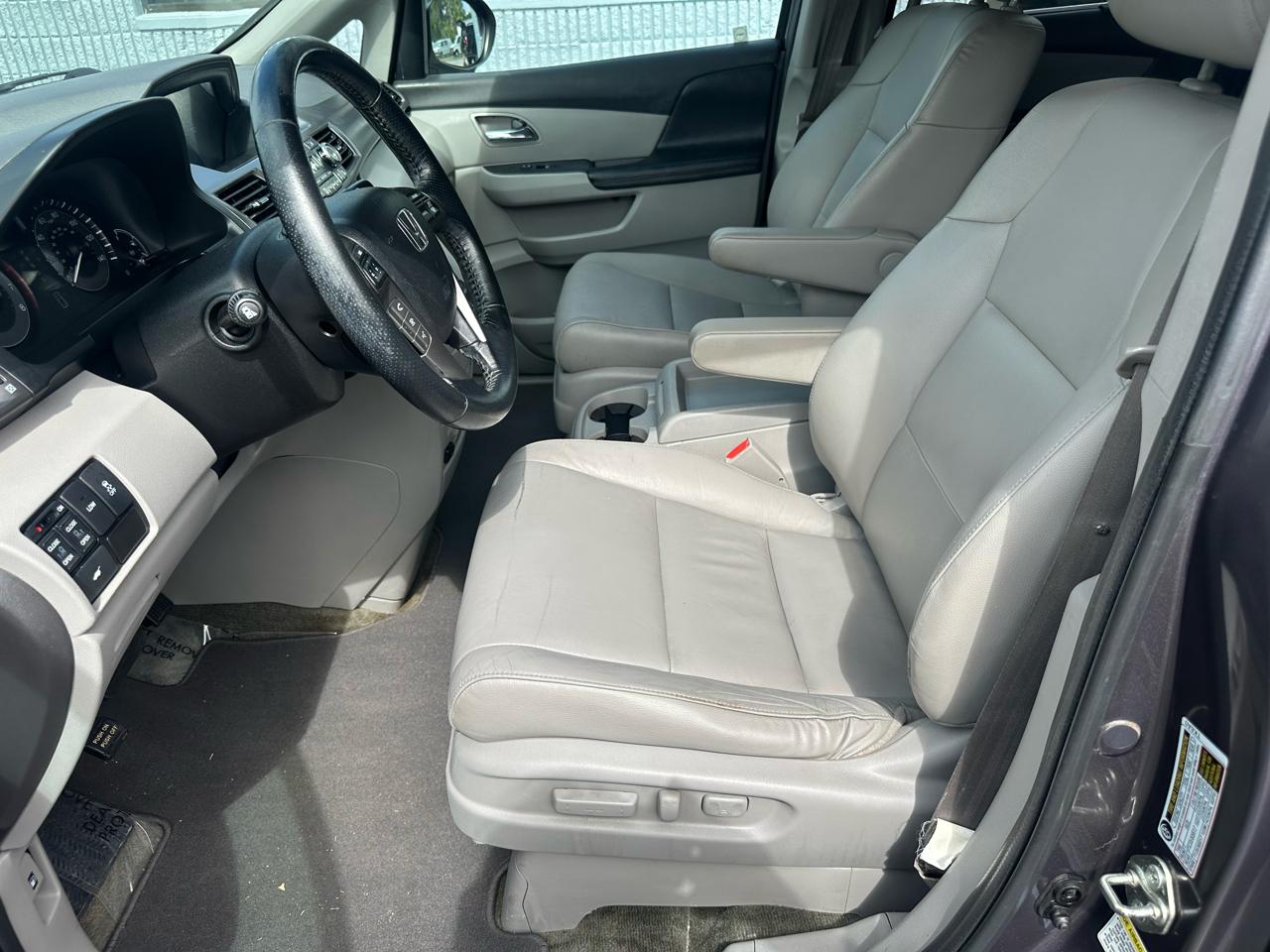 Honda Odyssey 5dr EX-L w/RES 2016