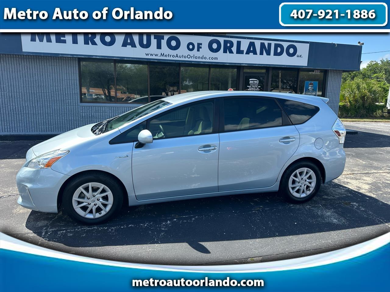 2013 Toyota Prius V 5dr Wgn Two (Natl)