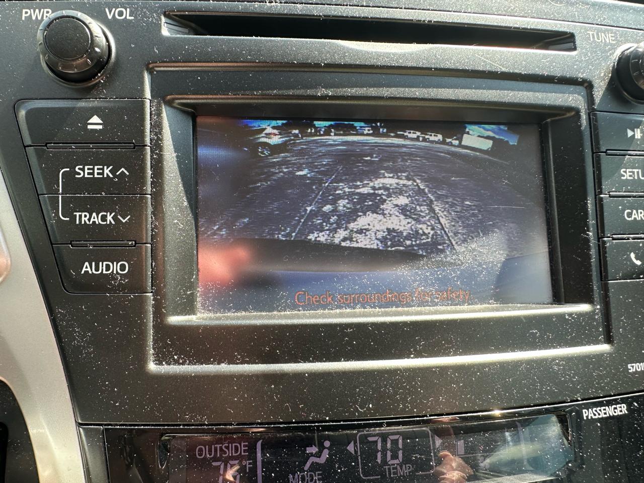 Toyota Prius V 5dr Wgn Two (Natl) 2013