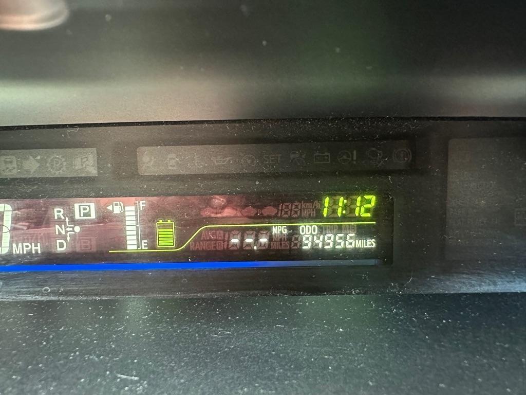 Toyota Prius V 5dr Wgn Two (Natl) 2013