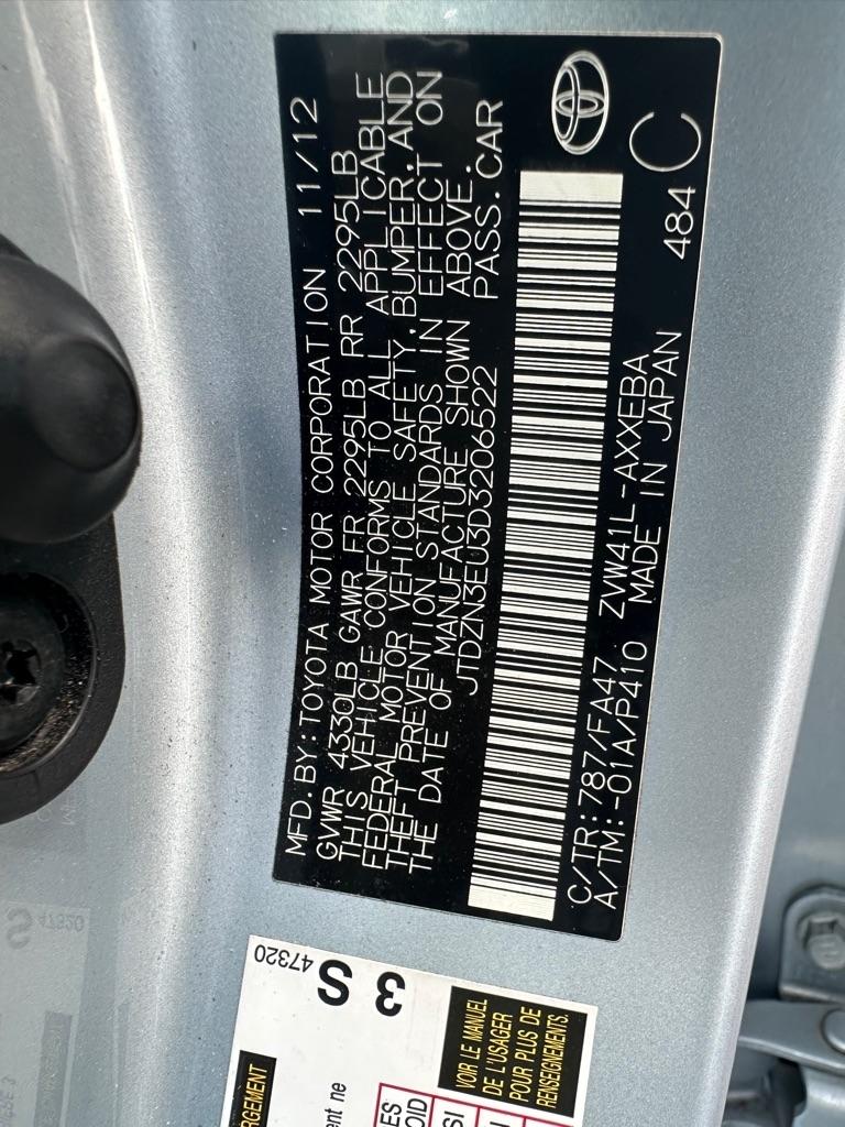 Toyota Prius V 5dr Wgn Two (Natl) 2013