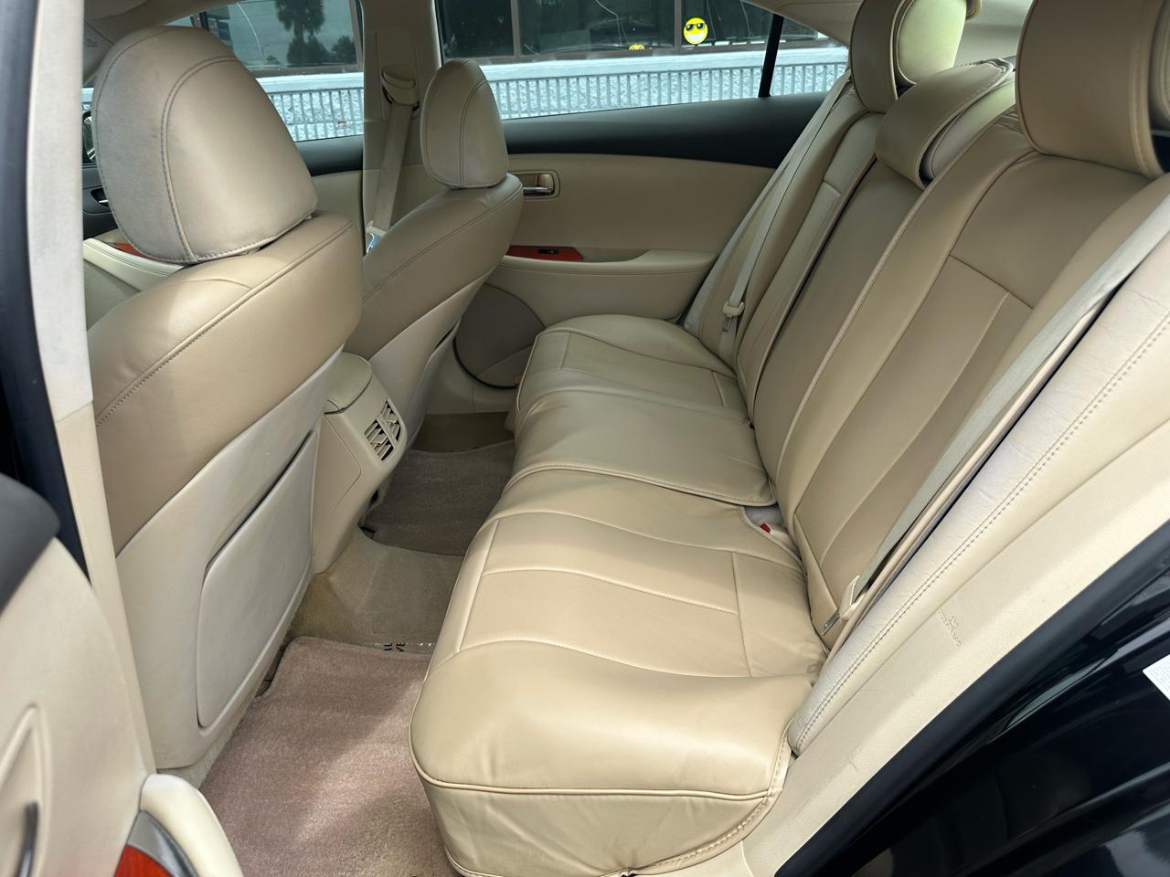 Lexus ES 350 4dr Sdn 2010