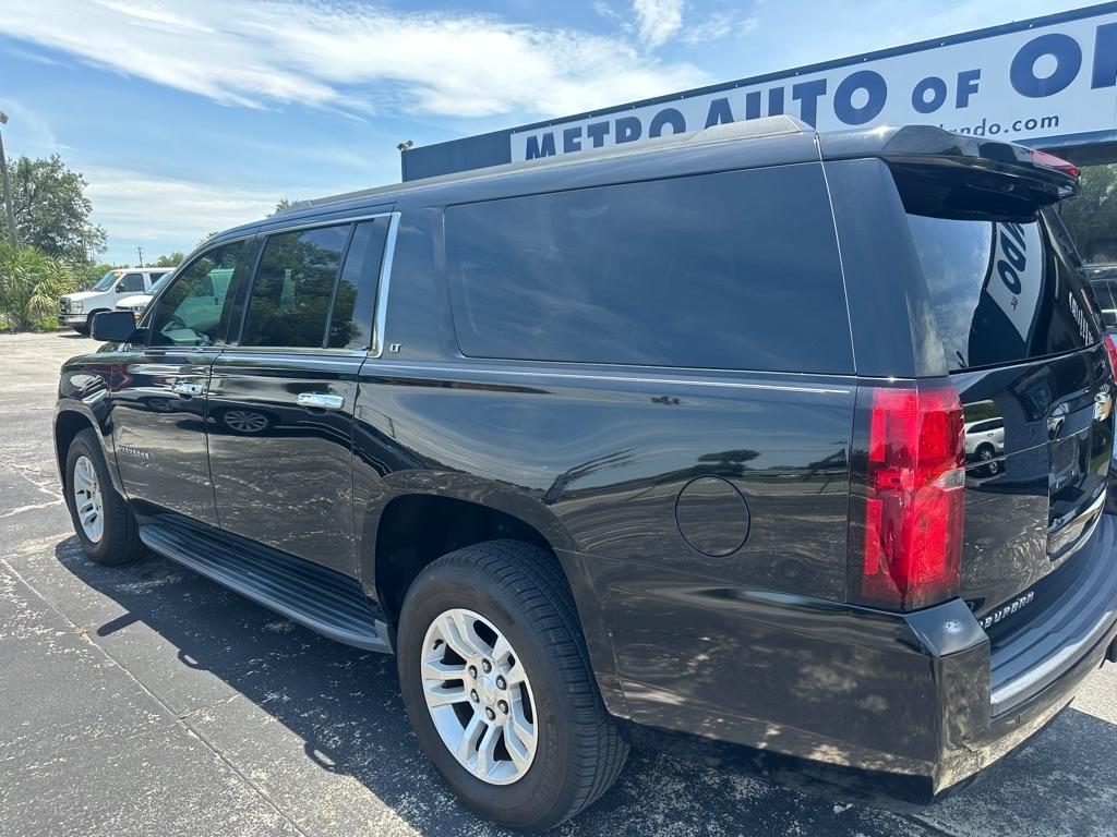Chevrolet Suburban 4WD 4dr 1500 LT 2017