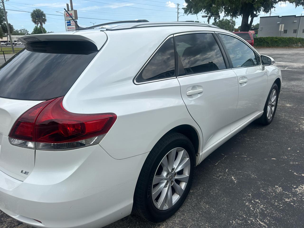Toyota Venza 4dr Wgn I4 FWD LE (Natl) 2013