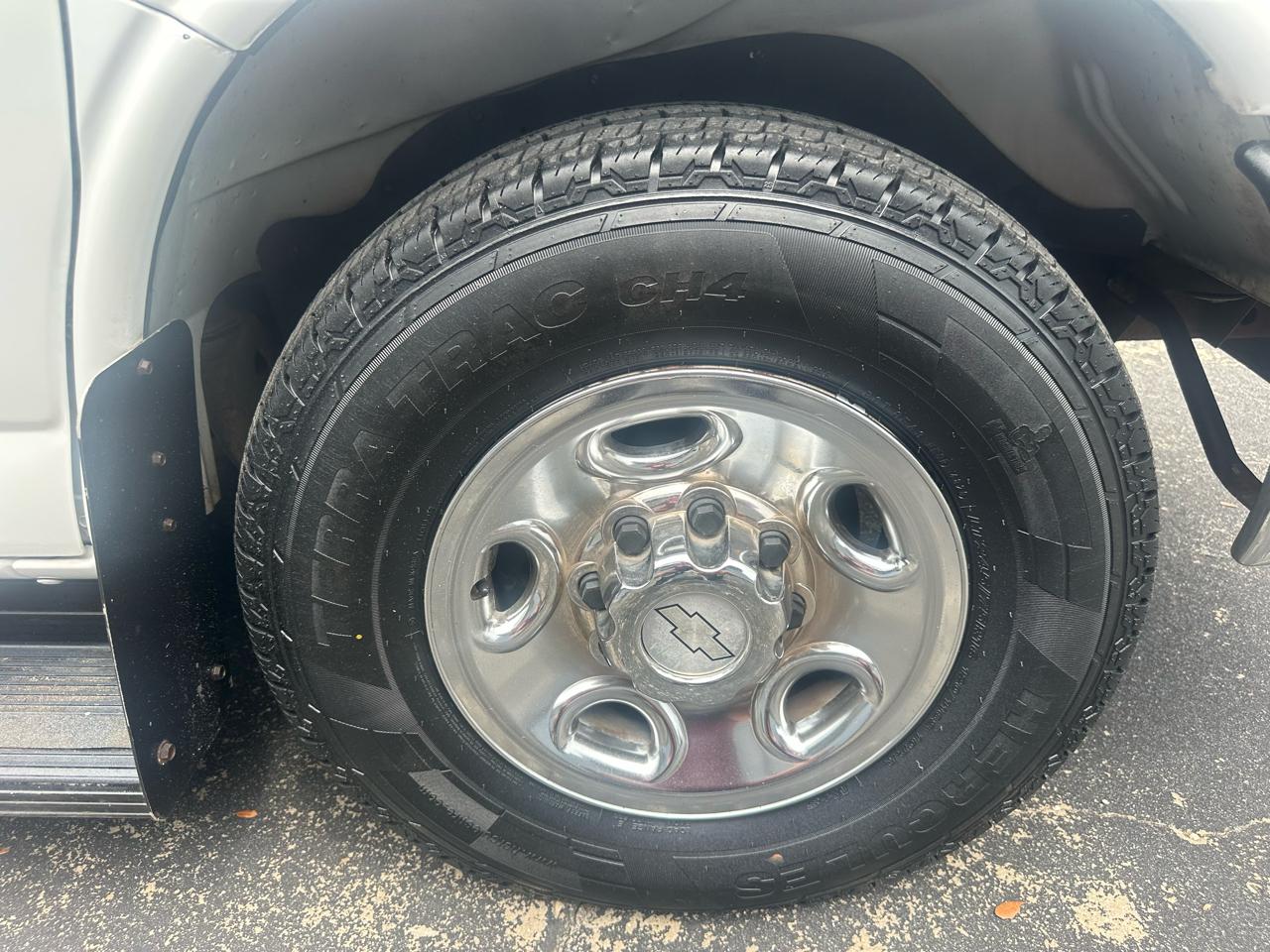Chevrolet Express Passenger 3500 155" WB RWD 2008