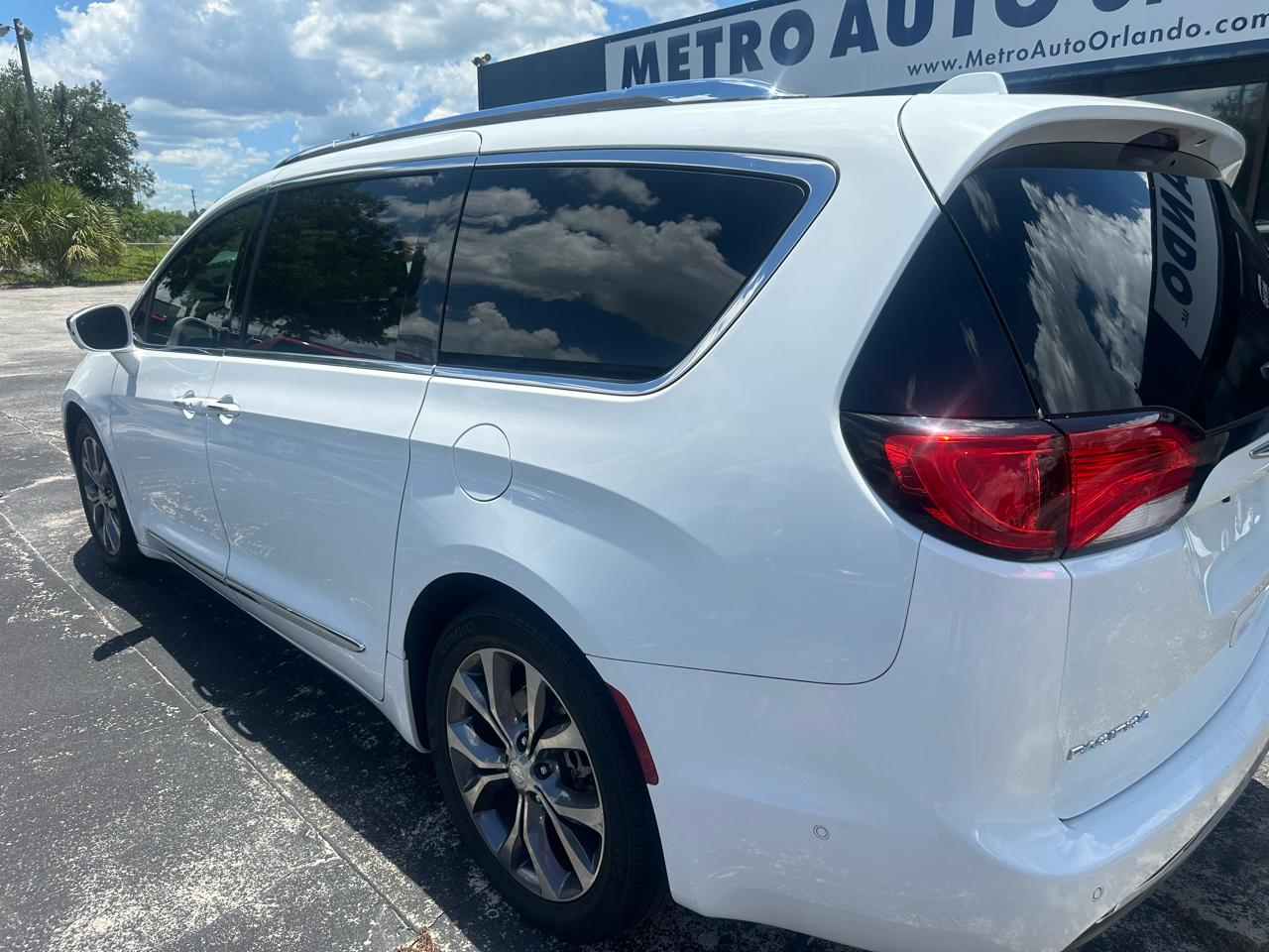Chrysler Pacifica Limited FWD 2017