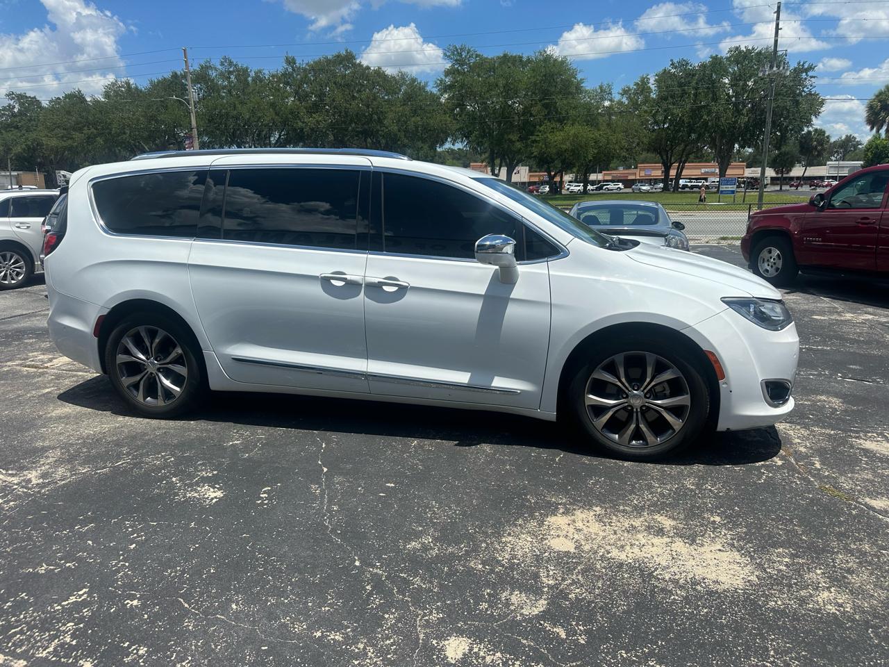 Chrysler Pacifica Limited FWD 2017