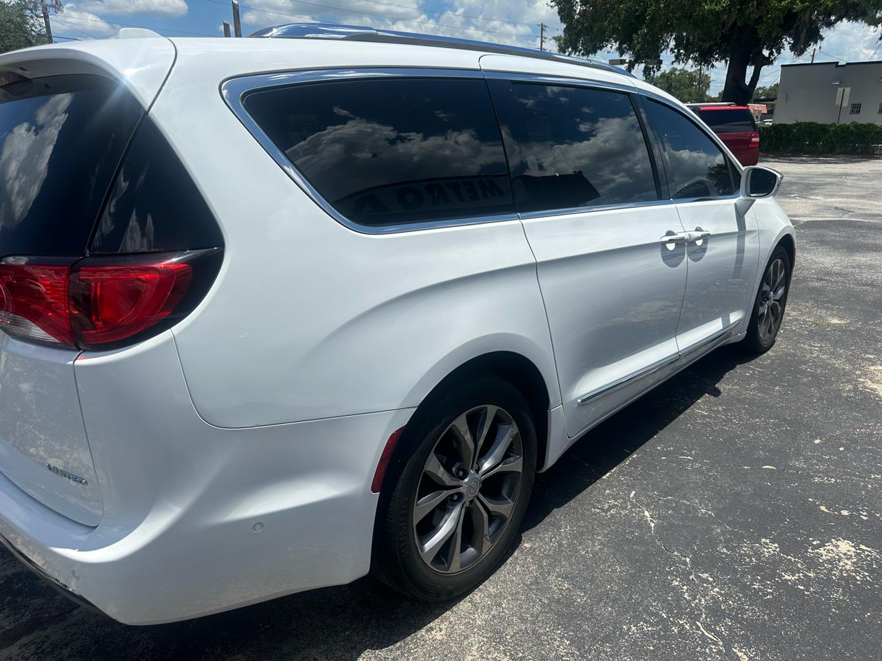 Chrysler Pacifica Limited FWD 2017