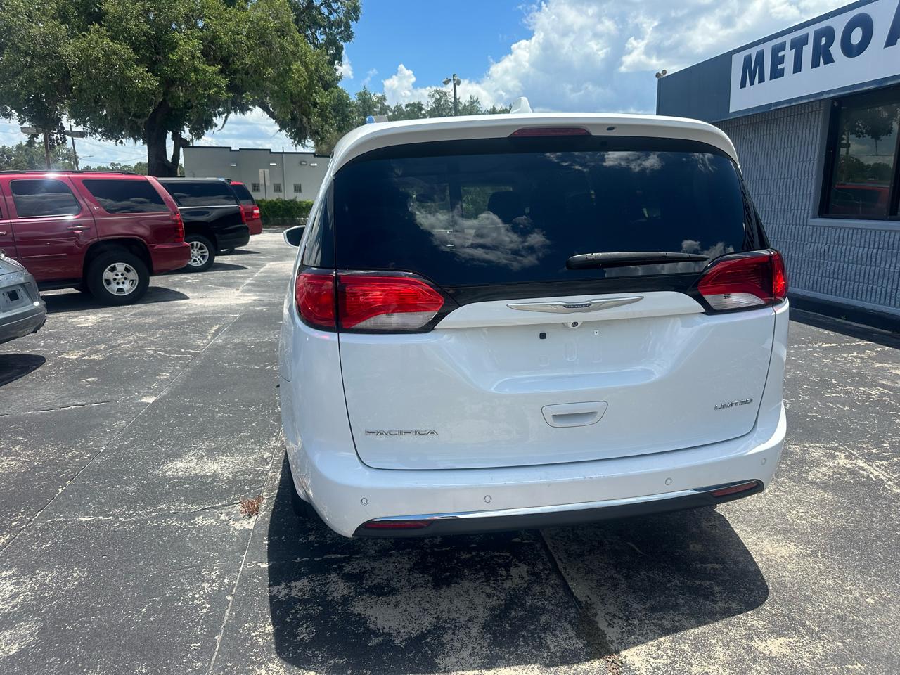 Chrysler Pacifica Limited FWD 2017