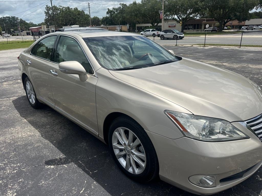 Lexus ES 350 4dr Sdn 2010