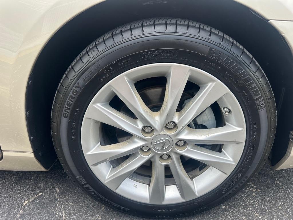 Lexus ES 350 4dr Sdn 2010