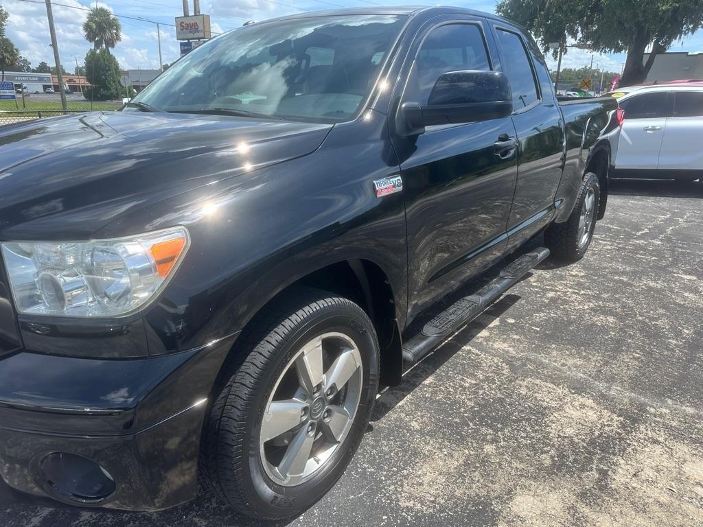 Toyota Tundra 2WD Truck Dbl 5.7L V8 6-Spd AT (Natl) 2010