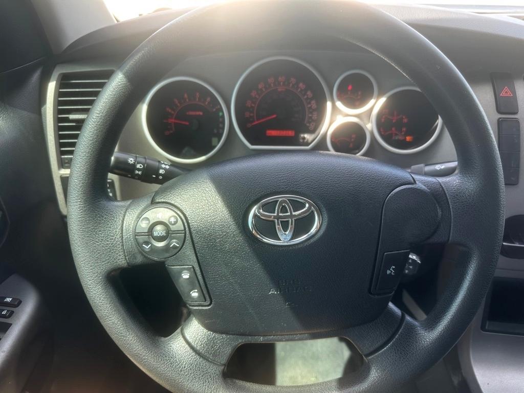 Toyota Tundra 2WD Truck Dbl 5.7L V8 6-Spd AT (Natl) 2010