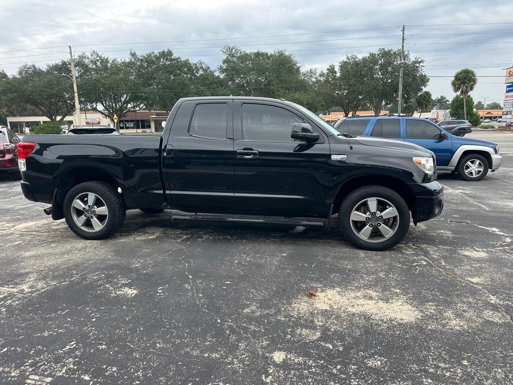 Toyota Tundra 2WD Truck Dbl 5.7L V8 6-Spd AT (Natl) 2010