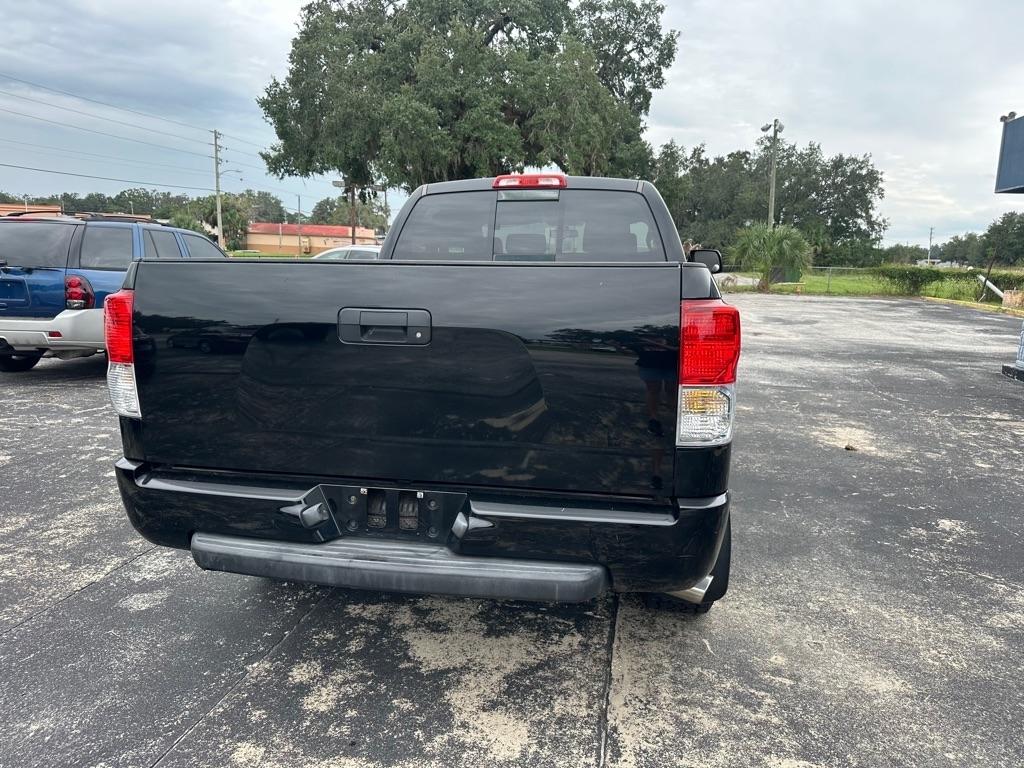 Toyota Tundra 2WD Truck Dbl 5.7L V8 6-Spd AT (Natl) 2010