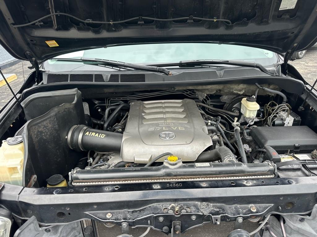 Toyota Tundra 2WD Truck Dbl 5.7L V8 6-Spd AT (Natl) 2010