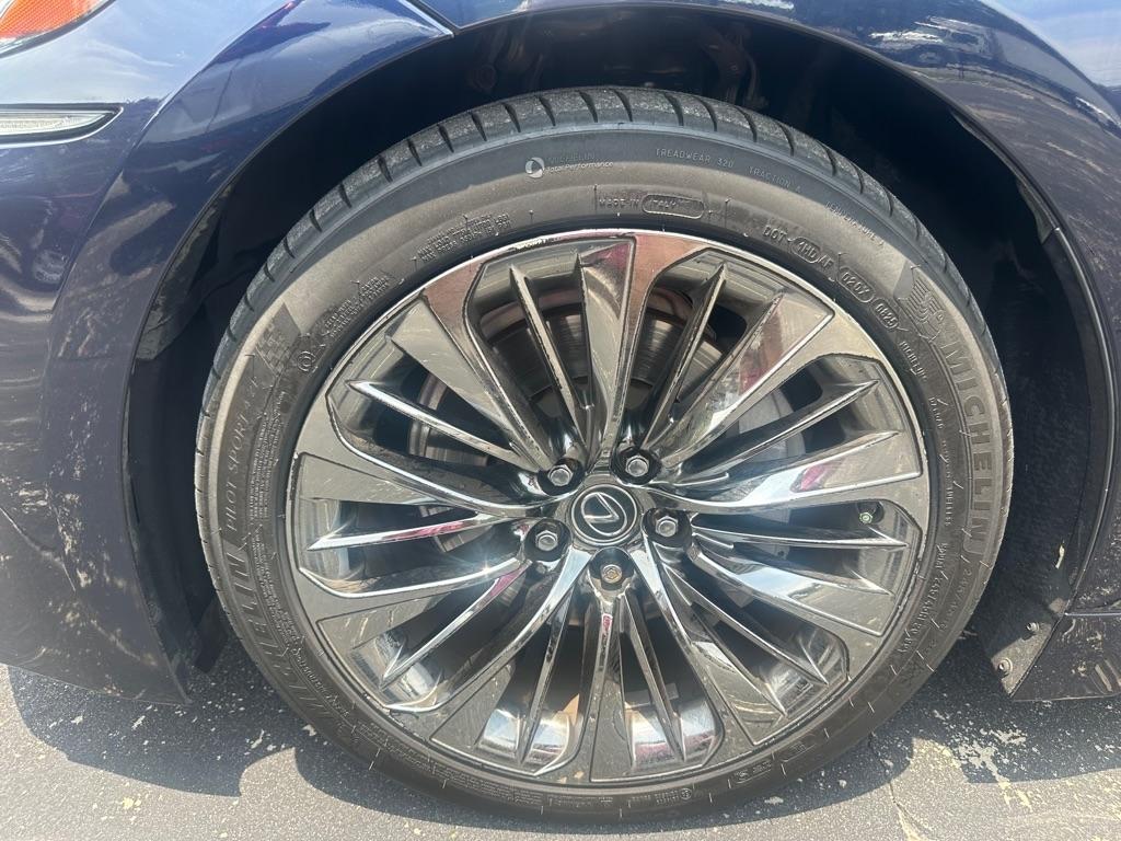Lexus LS  2018