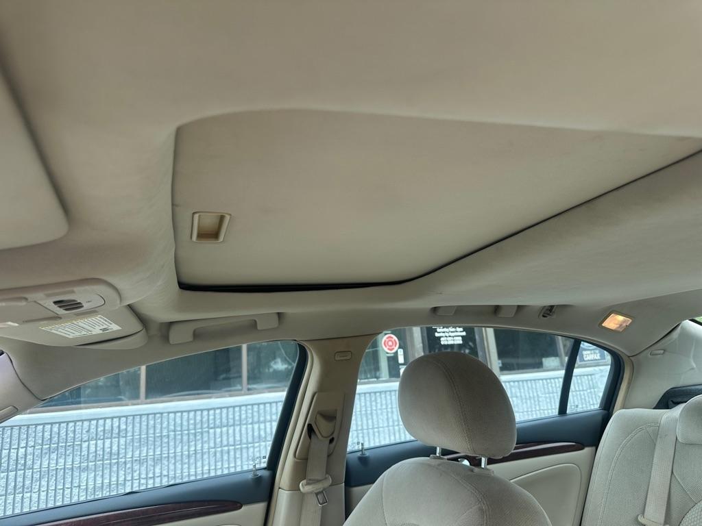 Buick Lucerne 4dr Sdn CX 2006