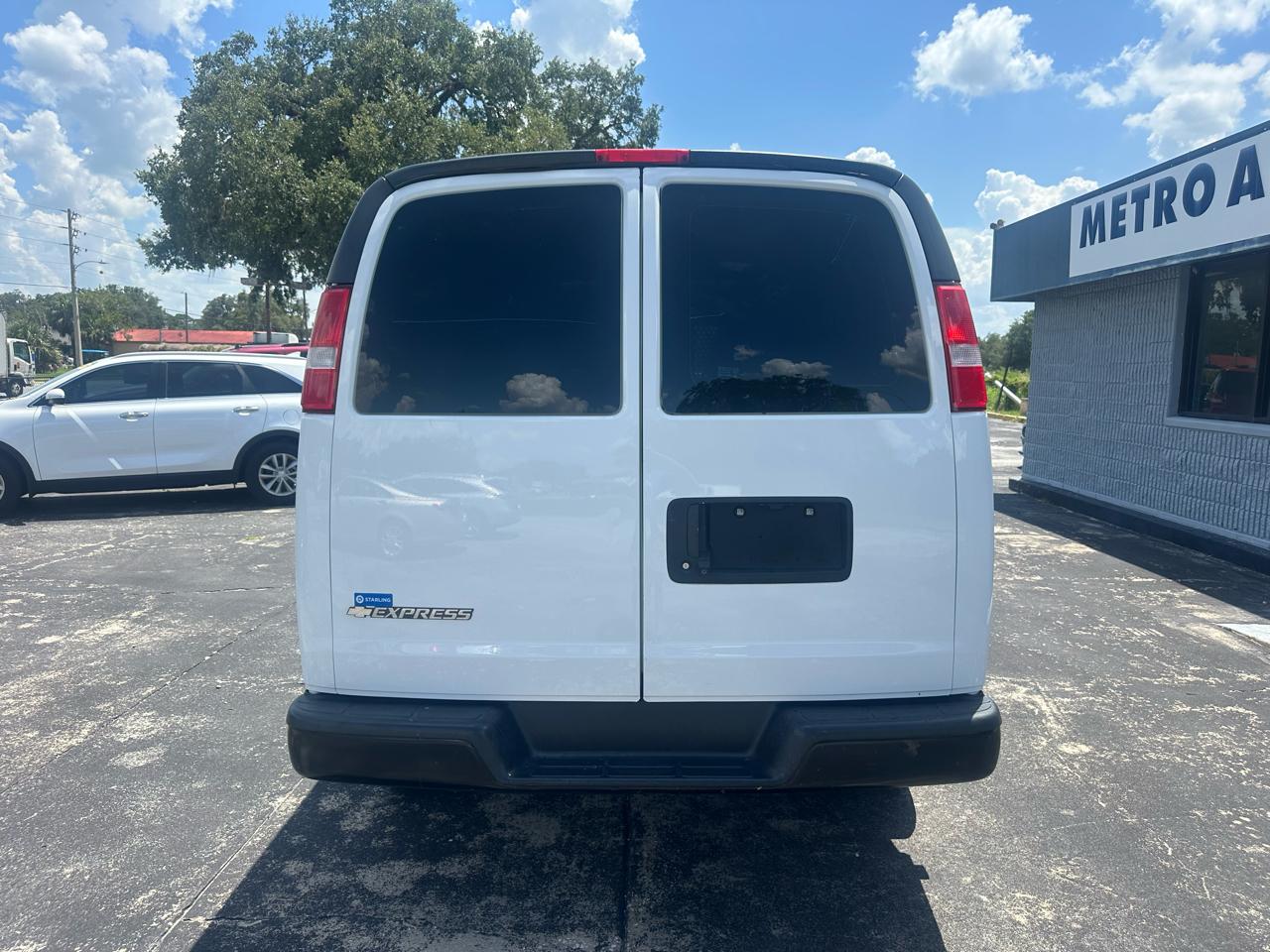 Chevrolet Express Cargo Van 2500 155" WB RWD 2021