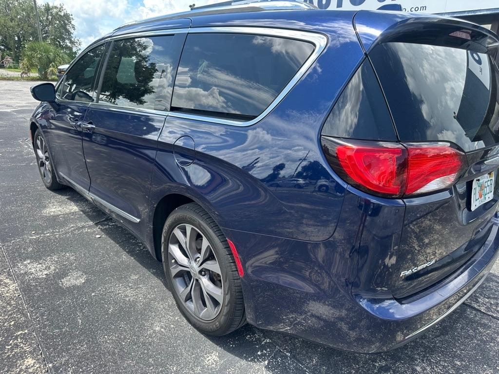 Chrysler Pacifica Limited FWD 2017
