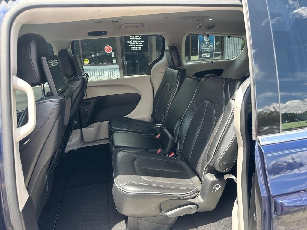 Chrysler Pacifica Limited FWD 2017
