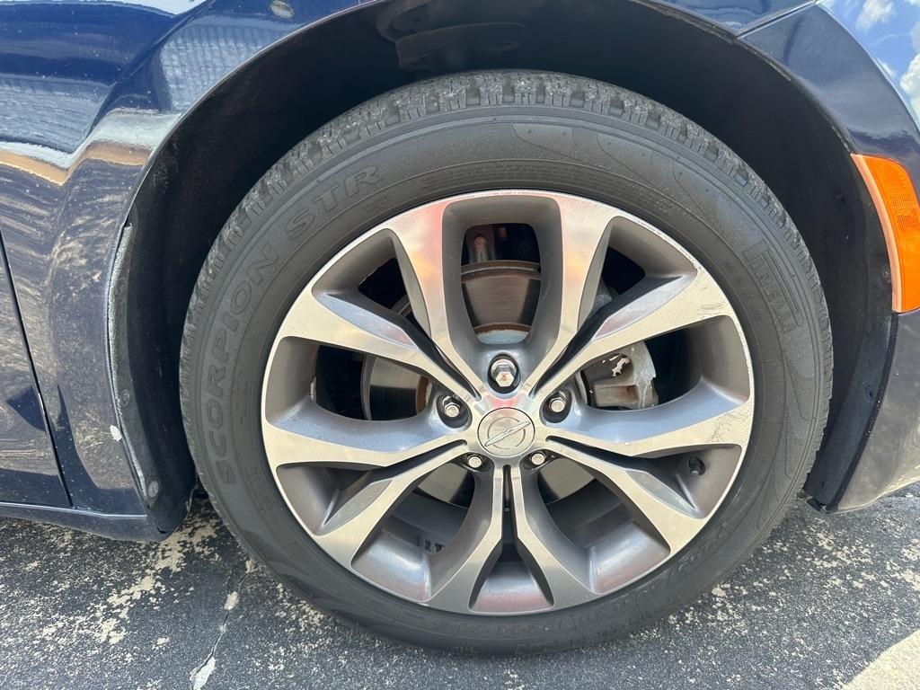 Chrysler Pacifica Limited FWD 2017
