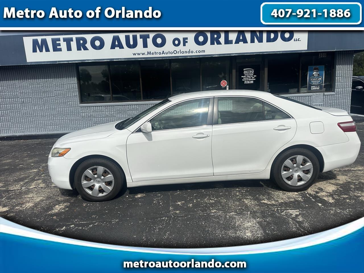 Toyota Camry 4dr Sdn I4 Auto LE (Natl) 2009