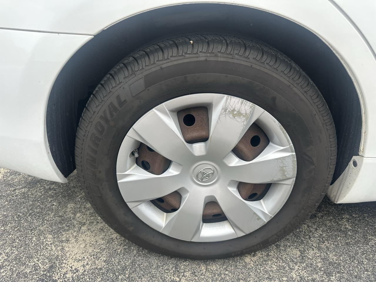 Toyota Camry 4dr Sdn I4 Auto LE (Natl) 2009