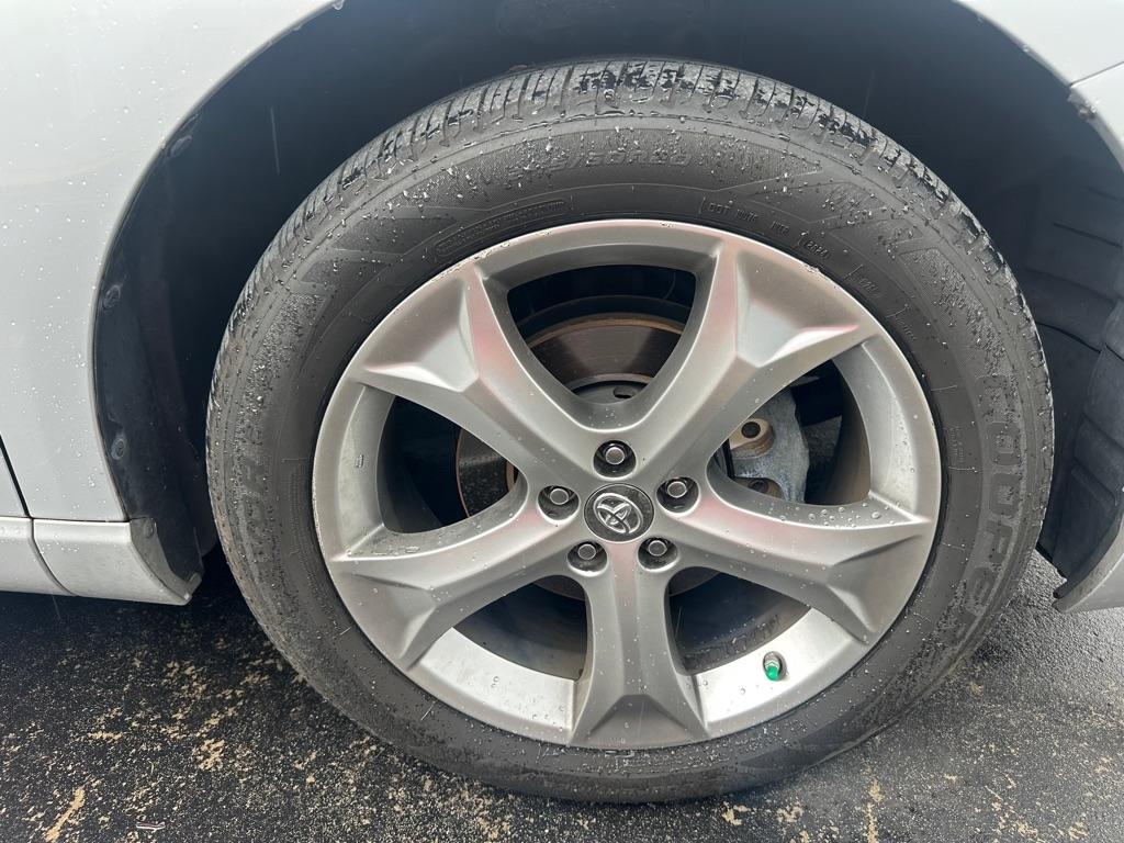 Toyota Venza 4dr Wgn V6 AWD LE (Natl) 2013