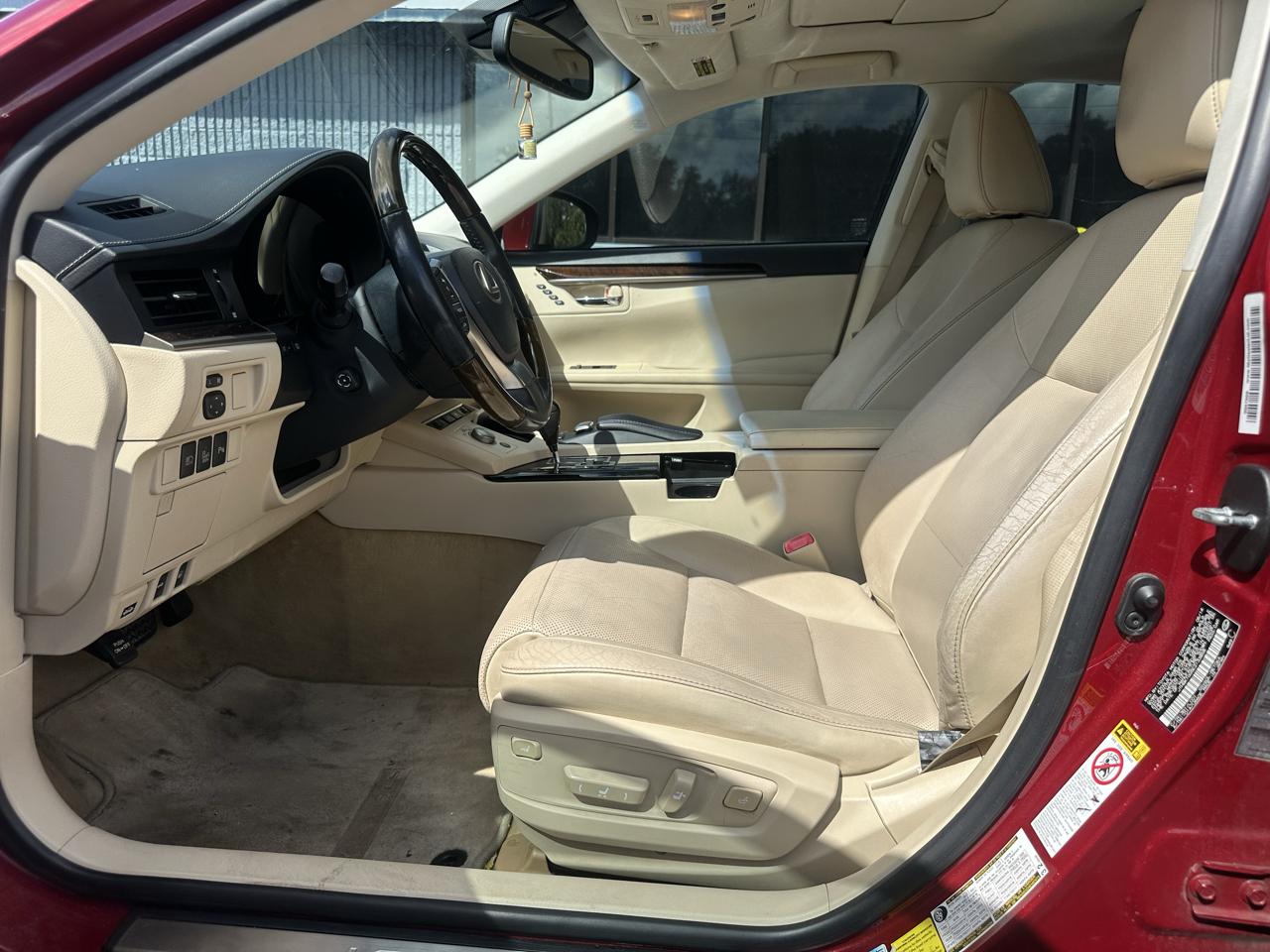 Lexus ES 350 4dr Sdn 2014