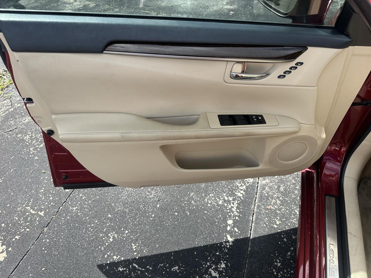Lexus ES 350 4dr Sdn 2014