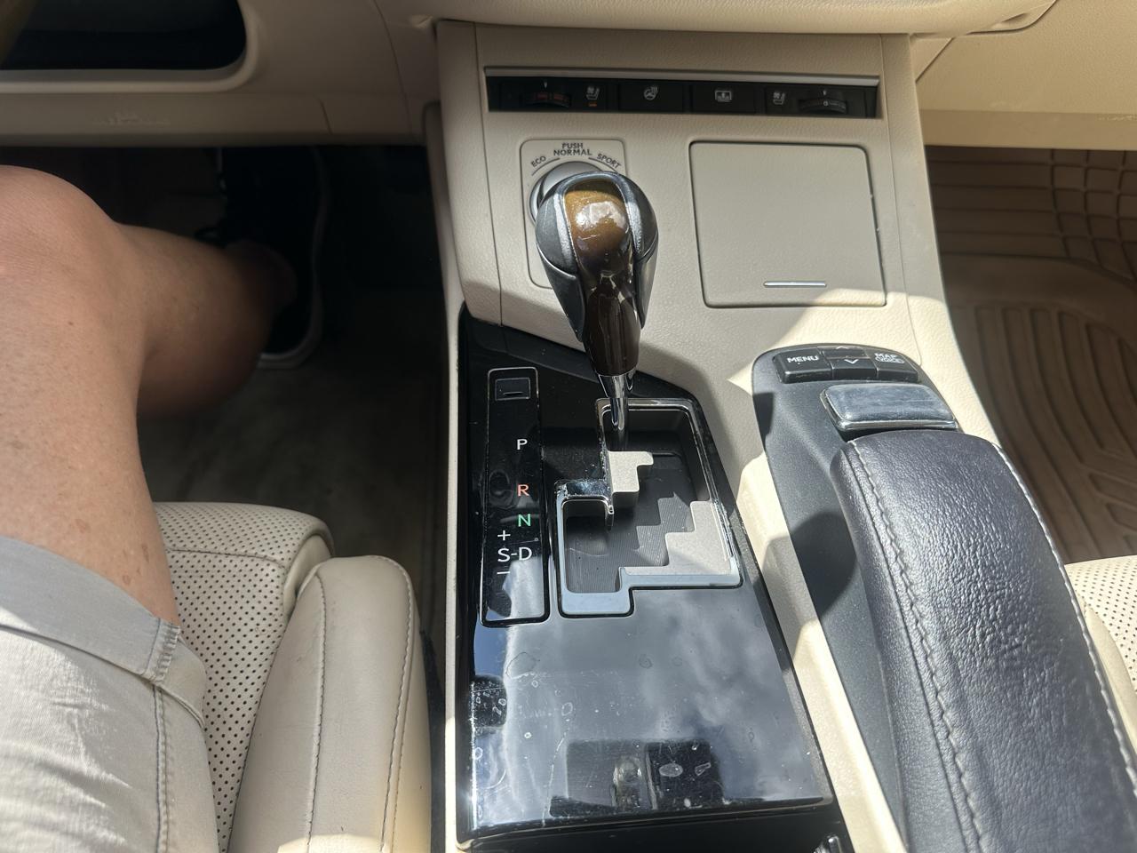 Lexus ES 350 4dr Sdn 2014