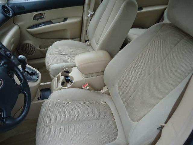 Kia Rondo Base 2007